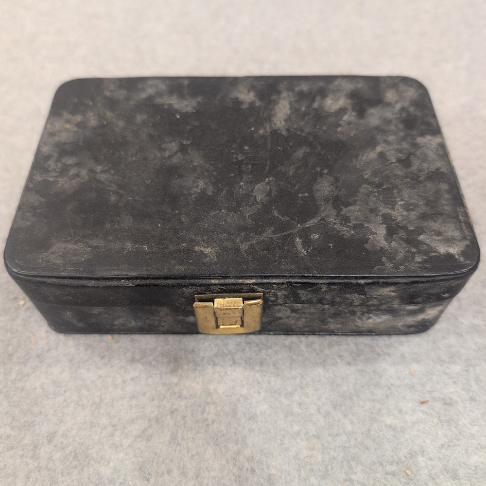 Vintage Travel Grooming Kit Black Red Case Metal Lighter Nail File Germany NA308 - Picture 1 of 2